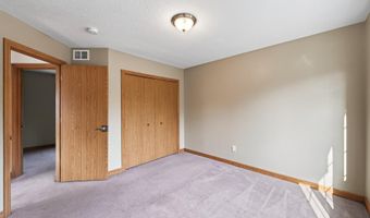 208 Clay St, Anoka, MN 55303