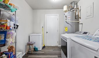 3002 Thunder Rd, Alamogordo, NM 88310