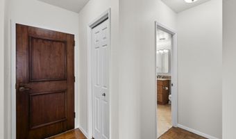 4801 FAIRMONT Ave 909, Bethesda, MD 20814