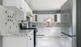 3805 OLIVER Ave, Annandale, VA 22003