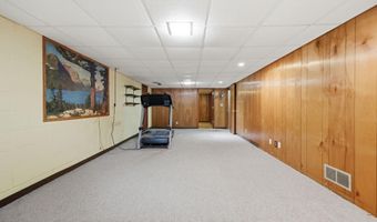 4002 7th Ave, Anoka, MN 55303