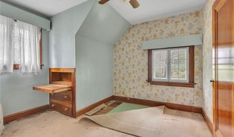 613 Briarcliff Dr, Aliquippa, PA 15001