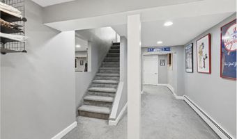482 Clifton Ave, Bayville, NJ 08721