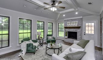 9 Treeway Dr, Brandon, MS 39042
