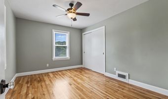 153 Poland Rd, Auburn, ME 04210