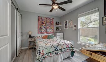 350 N 10th St, Aransas Pass, TX 78336