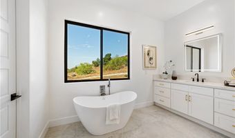 2027 Via Monserate, Fallbrook, CA 92028