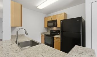 140 UWAPO Rd 30-201, Kihei, HI 96753