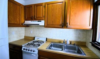 153 Mt Hope Ave, Bristol, RI 02809