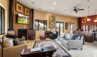 2076 W Tierra Contenta Trl, Bisbee, AZ 85603