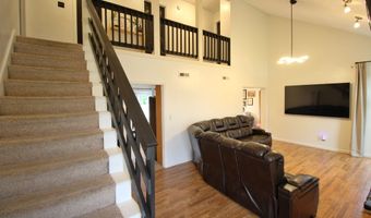 3239 Oak Tree Dr N, Indianapolis, IN 46227