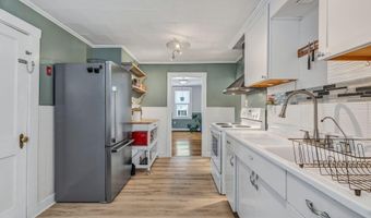 346 Lincoln St, Bangor, ME 04401