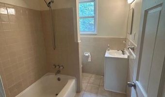 210 VARNUM St NE, Washington, DC 20011