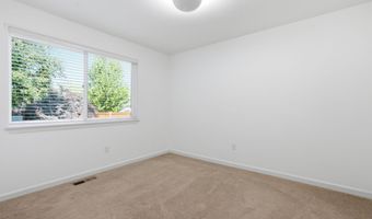 62815 Snowcap Ct, Bend, OR 97701