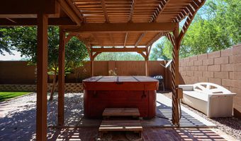 6276 S Nash Way, Chandler, AZ 85249