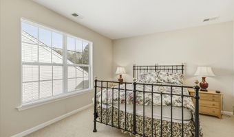 39 NEWPORT St, Barnegat, NJ 08005