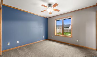 209 W Ironwood St, Brandon, SD 57005