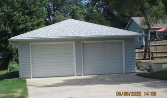 700 E 17th St, Atlantic, IA 50022