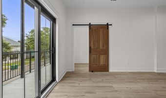 124 Court Unit # 206 St 206, Bay St. Louis, MS 39520
