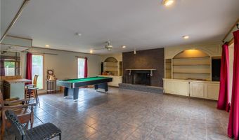 1208 N Woodlawn Dr, Alice, TX 78332