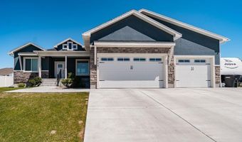4839 Luxor Dr, Ammon, ID 83401