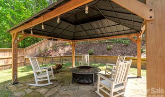 35 Timberview Dr, Arden, NC 28704