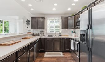 15 Bishop Cir, Albrightsville, PA 18210