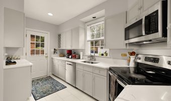 5135 MASSACHUSETTS Ave, Bethesda, MD 20816