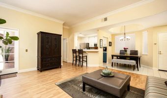 521 Arbor Dr 105, San Diego, CA 92103