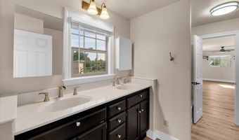 19250 Hill St, Anderson, CA 96007