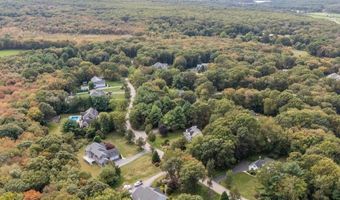 68 Delta Dr, North Kingstown, RI 02874