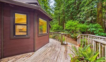 1195 Diamond Dr, Arcata, CA 95521