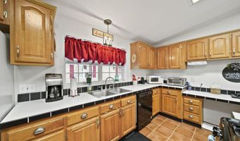 301 Hidden River Dr, Adrian, MI 49221