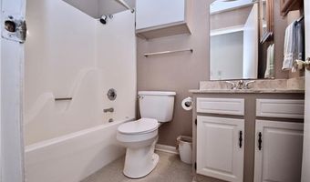 2412 GREENWAY Dr, Alexandria, LA 71301