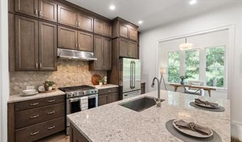 1233 Parkstead Ln, Alpharetta, GA 30004