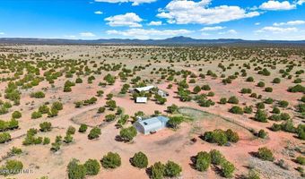 45437 N Jacqueline Hill Dr, Ash Fork, AZ 86320