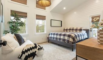 14833 Sunburst Dr, Bigfork, MT 59911