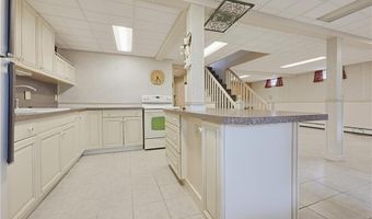 200 Waterman Lake Dr, Glocester, RI 02814