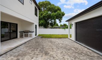 803 YATES St, Orlando, FL 32804