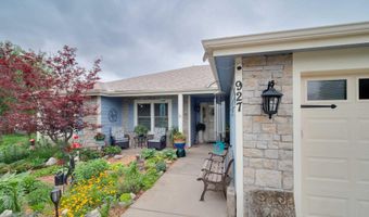 927 Jasara Cir, Baldwin City, KS 66006