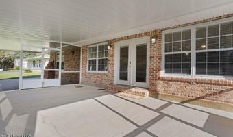 707 Holly Hills Dr, Biloxi, MS 39532