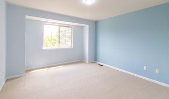 2864 Mystic Dr, Ann Arbor, MI 48103