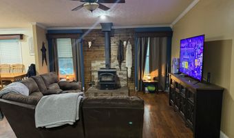2298 Mountain Vw, Alderson, WV 24910