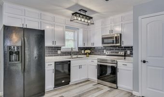522 Gray Dr Dr, Martinez, GA 30907