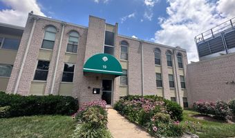 19 CANTERBURY Sq 201, Alexandria, VA 22304