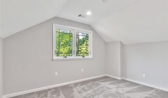 100 Little Rdg, Berkeley Lake, GA 30096