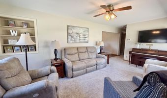 111 Church Dr, Aberdeen, SD 57401