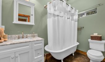 831 County Road 2200, Aquilla, TX 76622