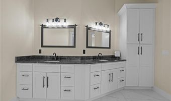 50 Prospect Ave, Jamestown, RI 02835