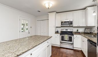 7809 Blake Dr, Baton Rouge, LA 70817